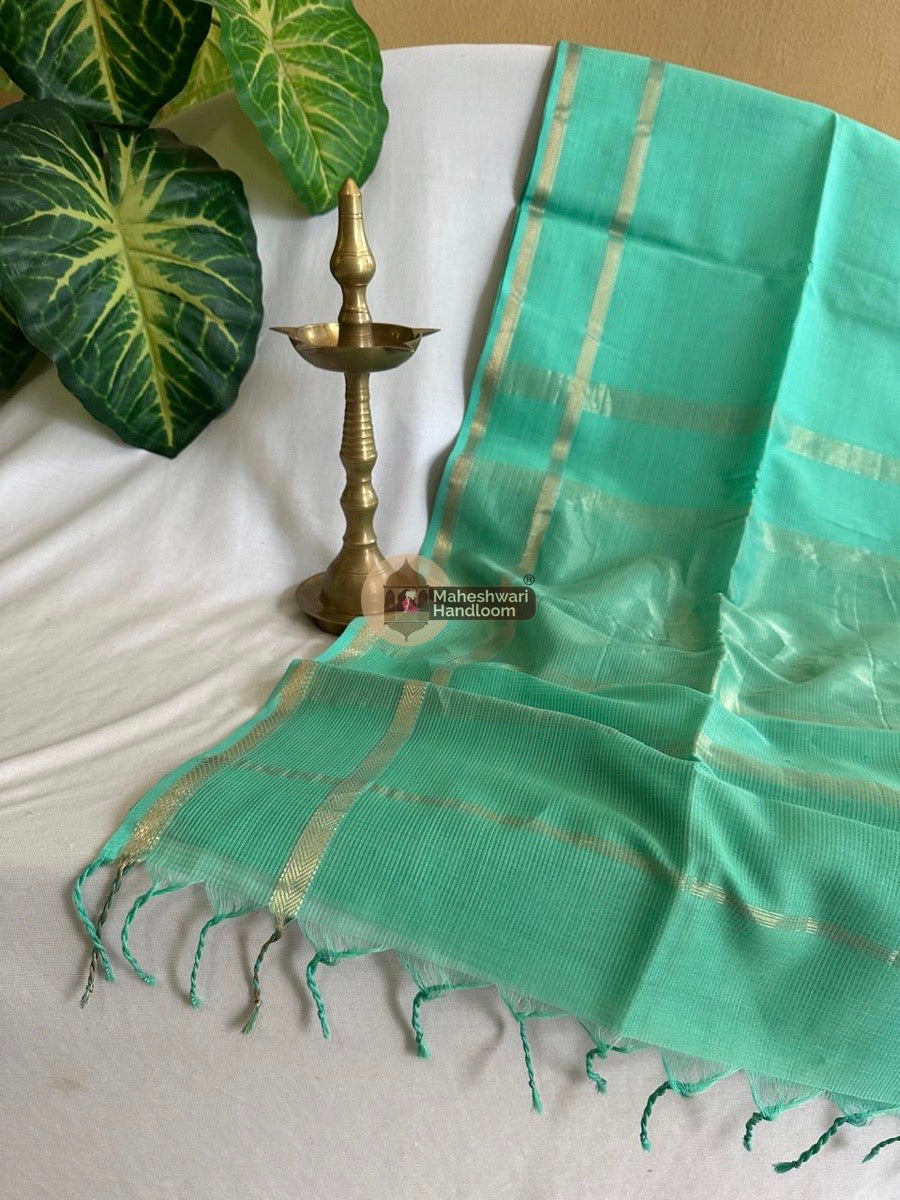 Exclusive Maheswari Self Checks Sea Green Saree 04