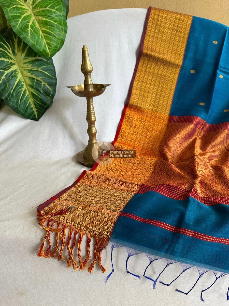 Maheshwari Peacock Blue Resham Thread Rich Pallu Saree 04