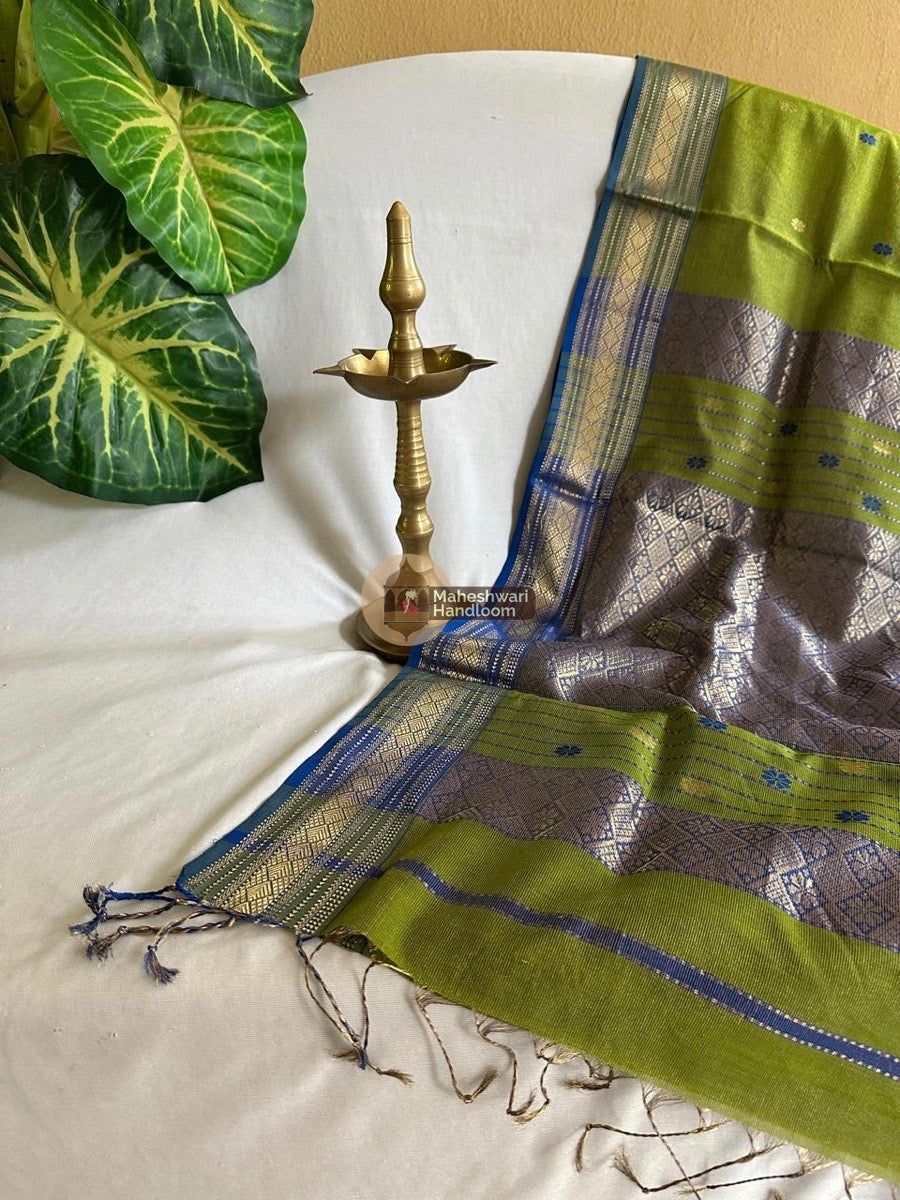 Maheshwari Chutney green Tissue Rich Pallu Saree 04
