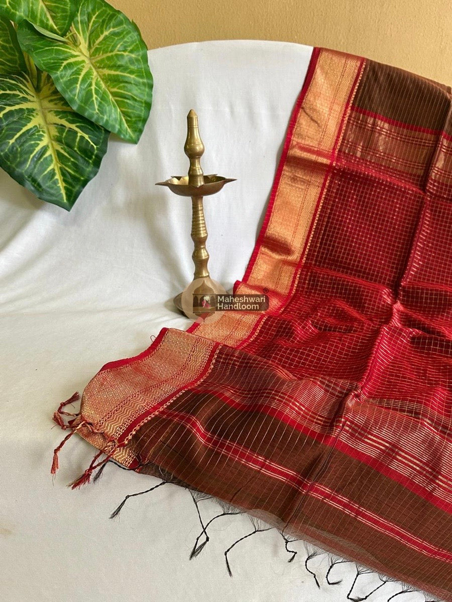 Maheshwari Brown Zari Linning Saree 09