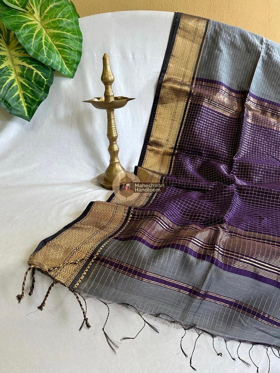 Maheshwari Grey Zari Linning Saree 025