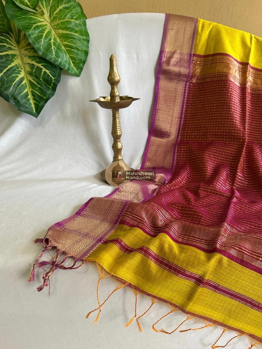 Maheshwari Yellow Zari Linning Saree 023