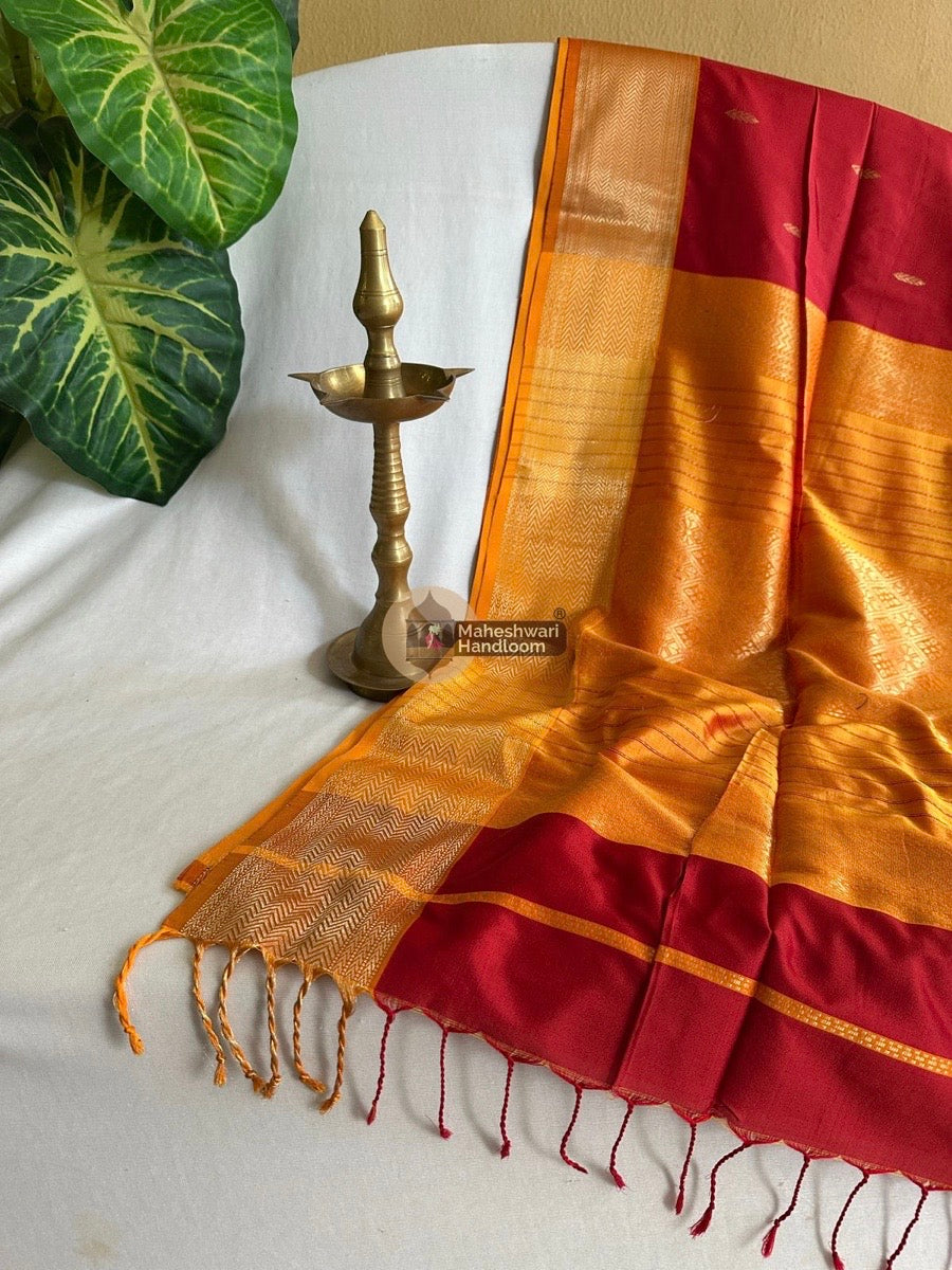 Maheshwari Red Pure Mulbury Silk Saree 05