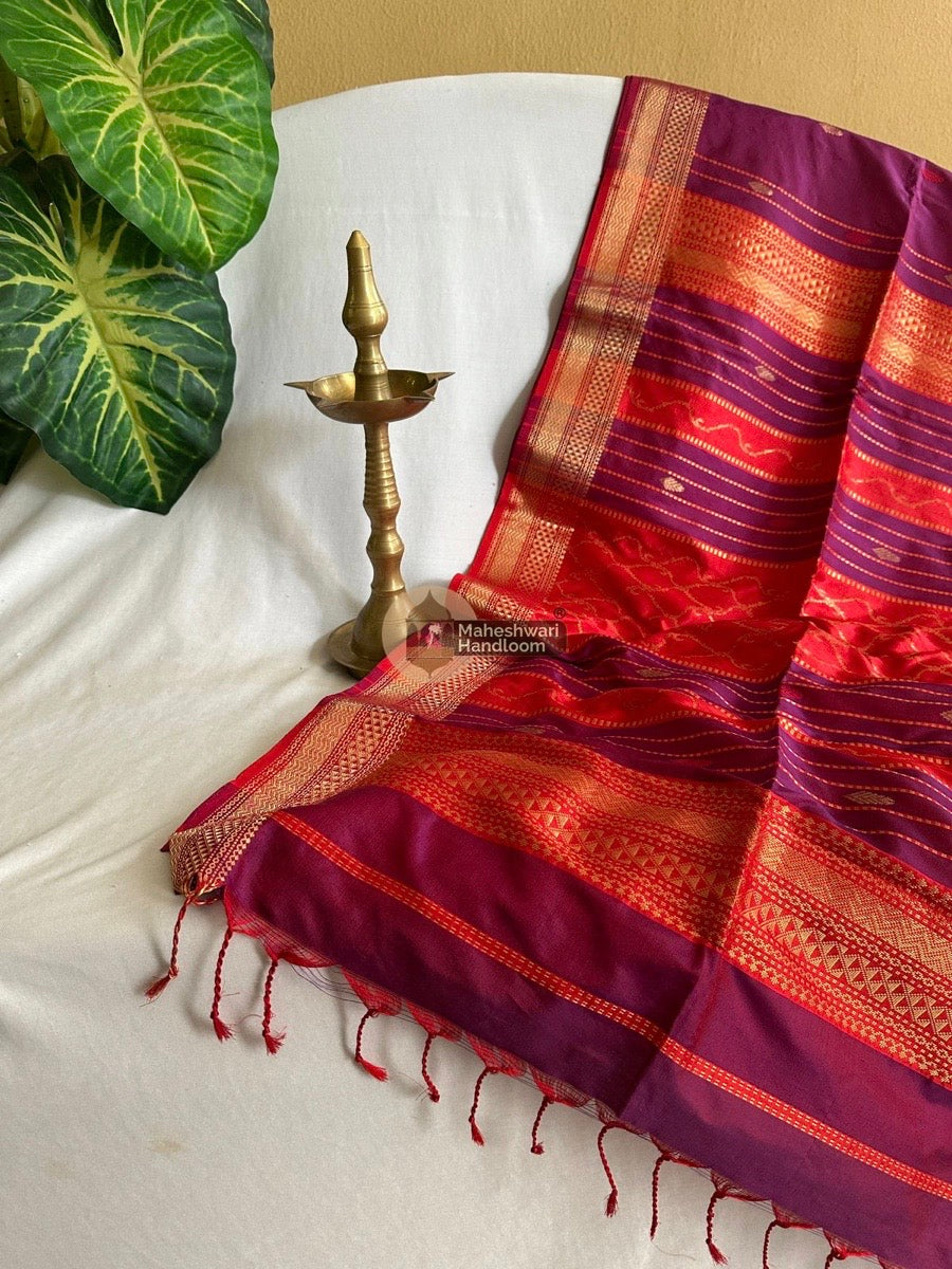 Maheshwari Magenta Pure Mulbury Silk Saree 01