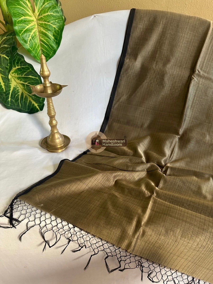 Maheshwari Beige Thin Mercerised Border Saree 02