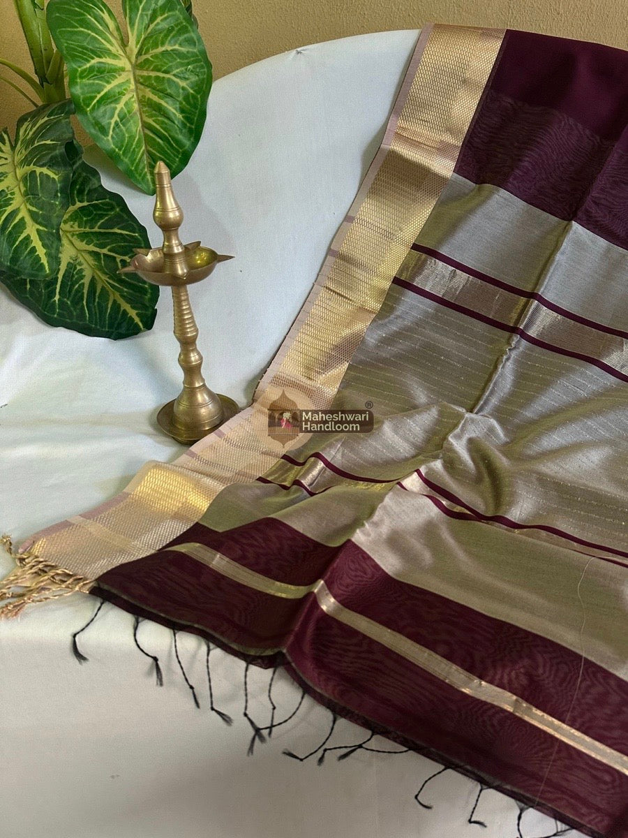 Maheshwari Wine Resham Thread Border Saree 013