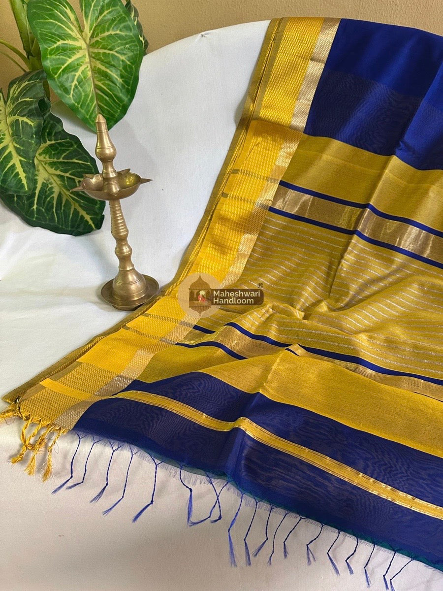 Maheshwari Blue Resham Thread Border Saree 023