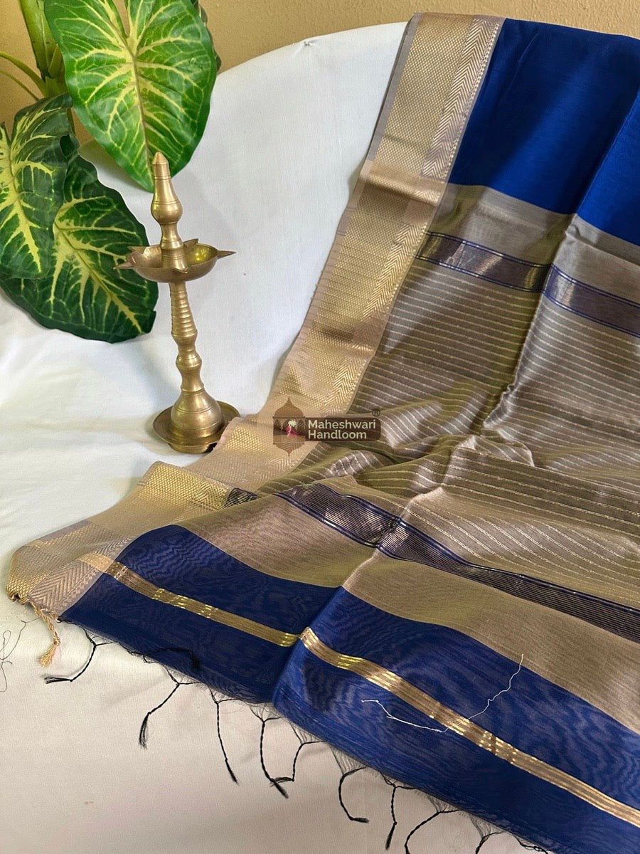 Maheshwari Dark Blue Resham Thread Border Saree 012