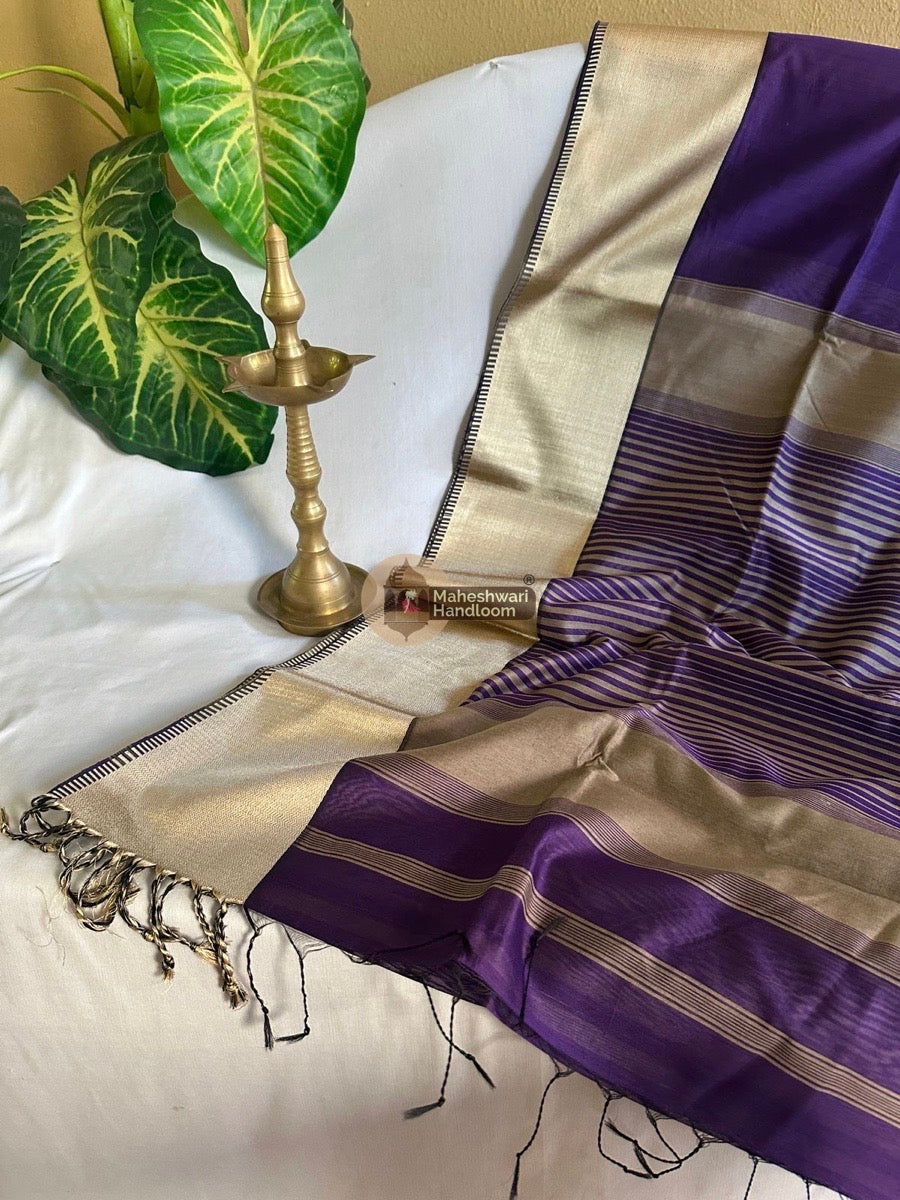 Maheshwari Purple Resham Thread Border Saree 010