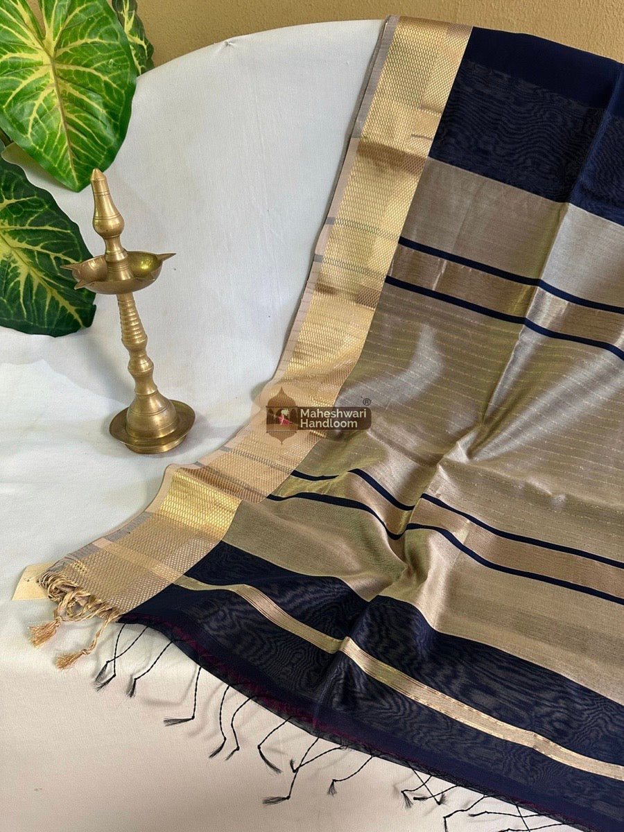 Maheshwari Blue Resham Thread Border Saree 06