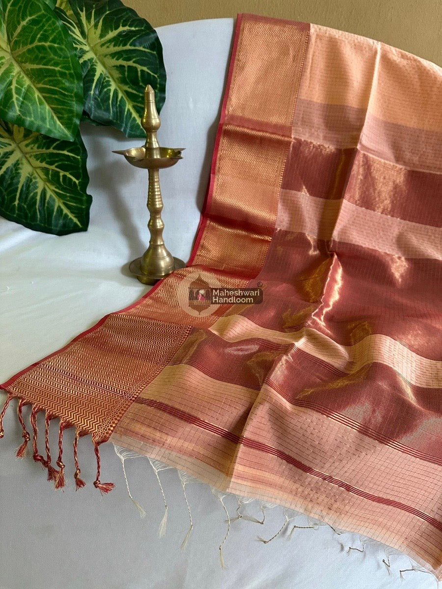 Maheshwari Peach Skirt Checks Saree 016