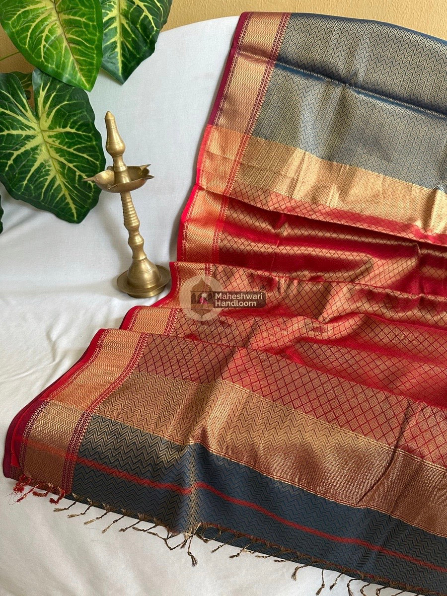 Maheshwari Blue 4 Pedal Tissue Saree 09