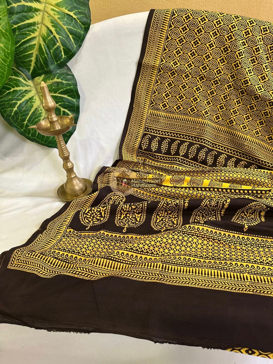 Black Bagh Print Cotton Saree 017