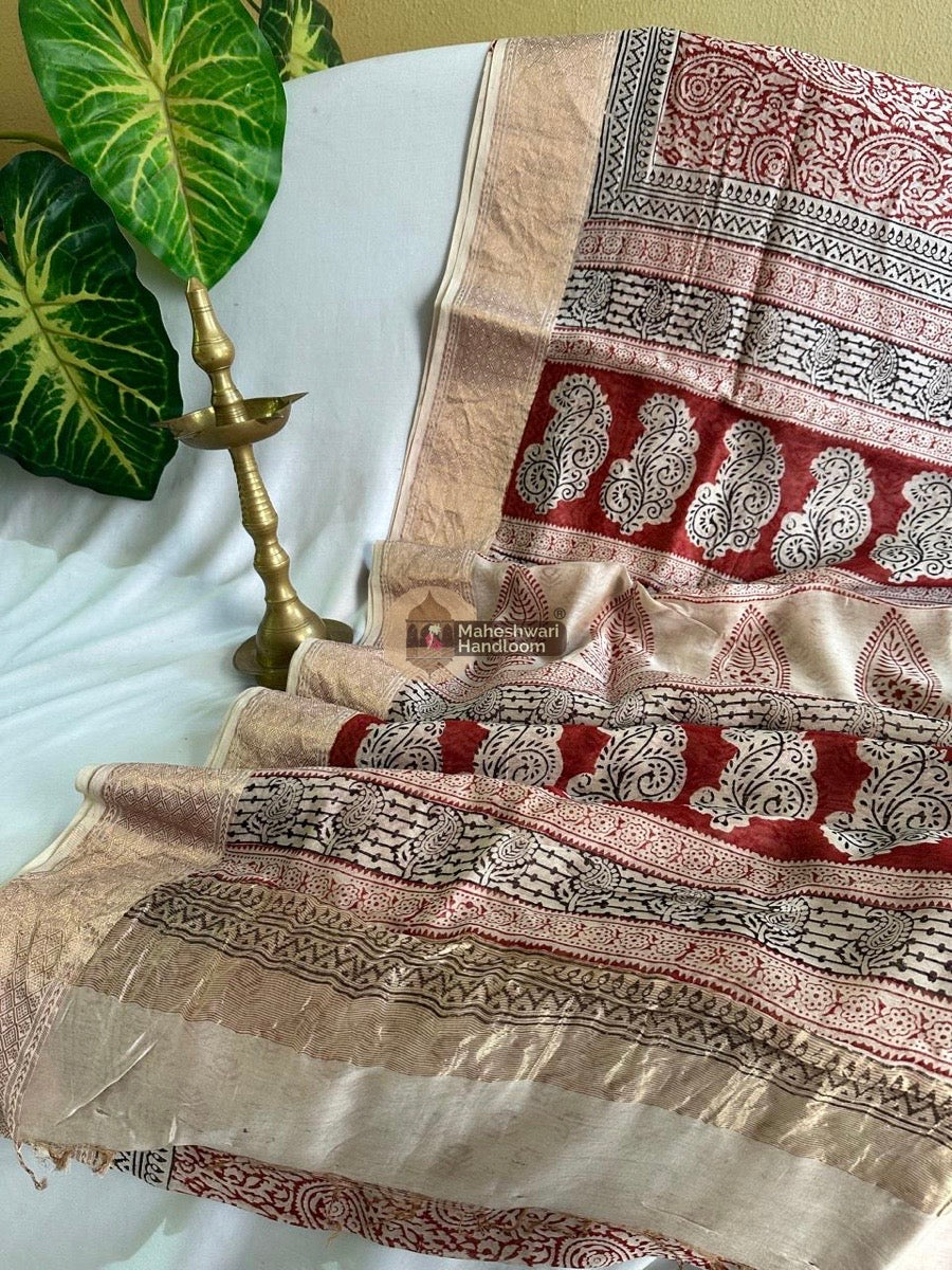 Maheshwari Red Bagh Print Silk Cotton Saree 024