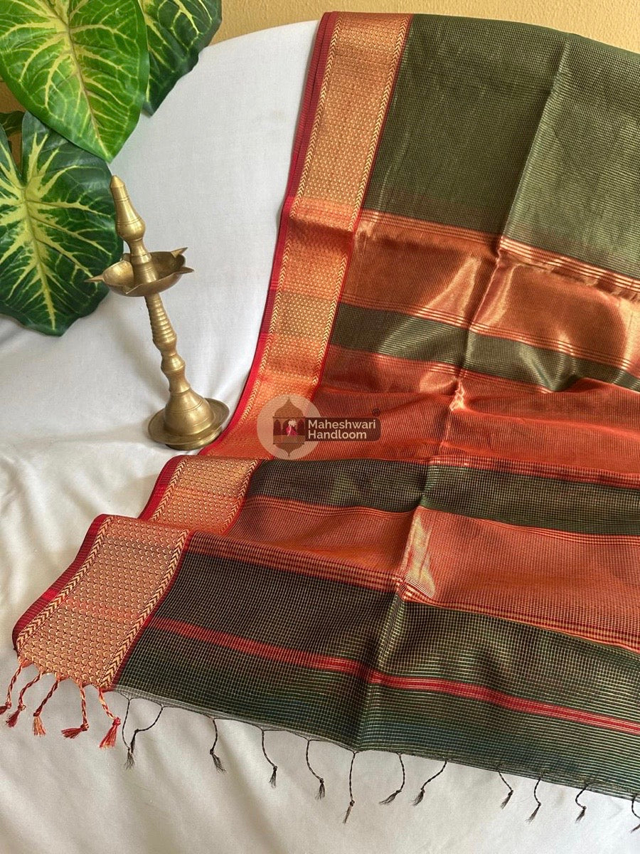 Exclusive Maheshwari Green Tissue Silk Saree 03