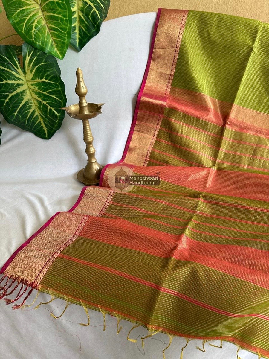 Exclusive Maheshwari Chutney Green Tissue Silk Saree 042
