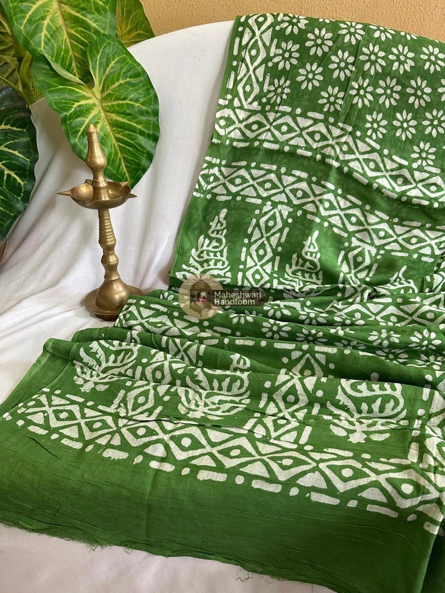 Green Cotton Printed Saree 01