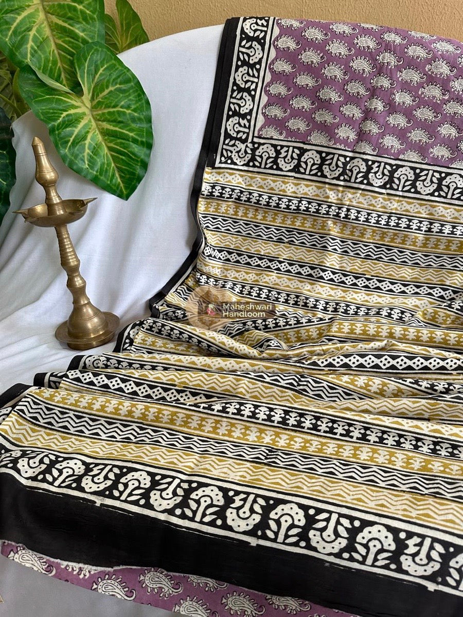 Onion Cotton Printed Saree 010
