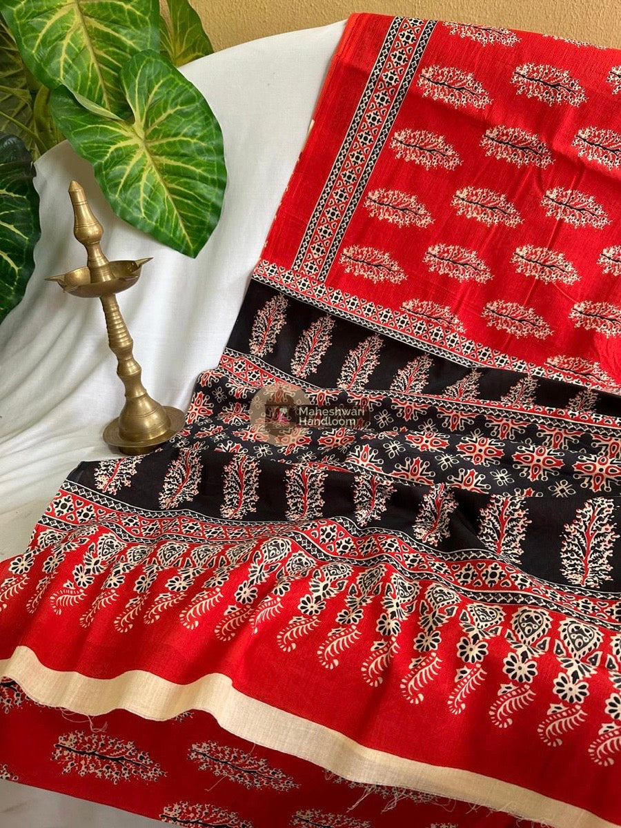 Red Cotton Printed Saree 018