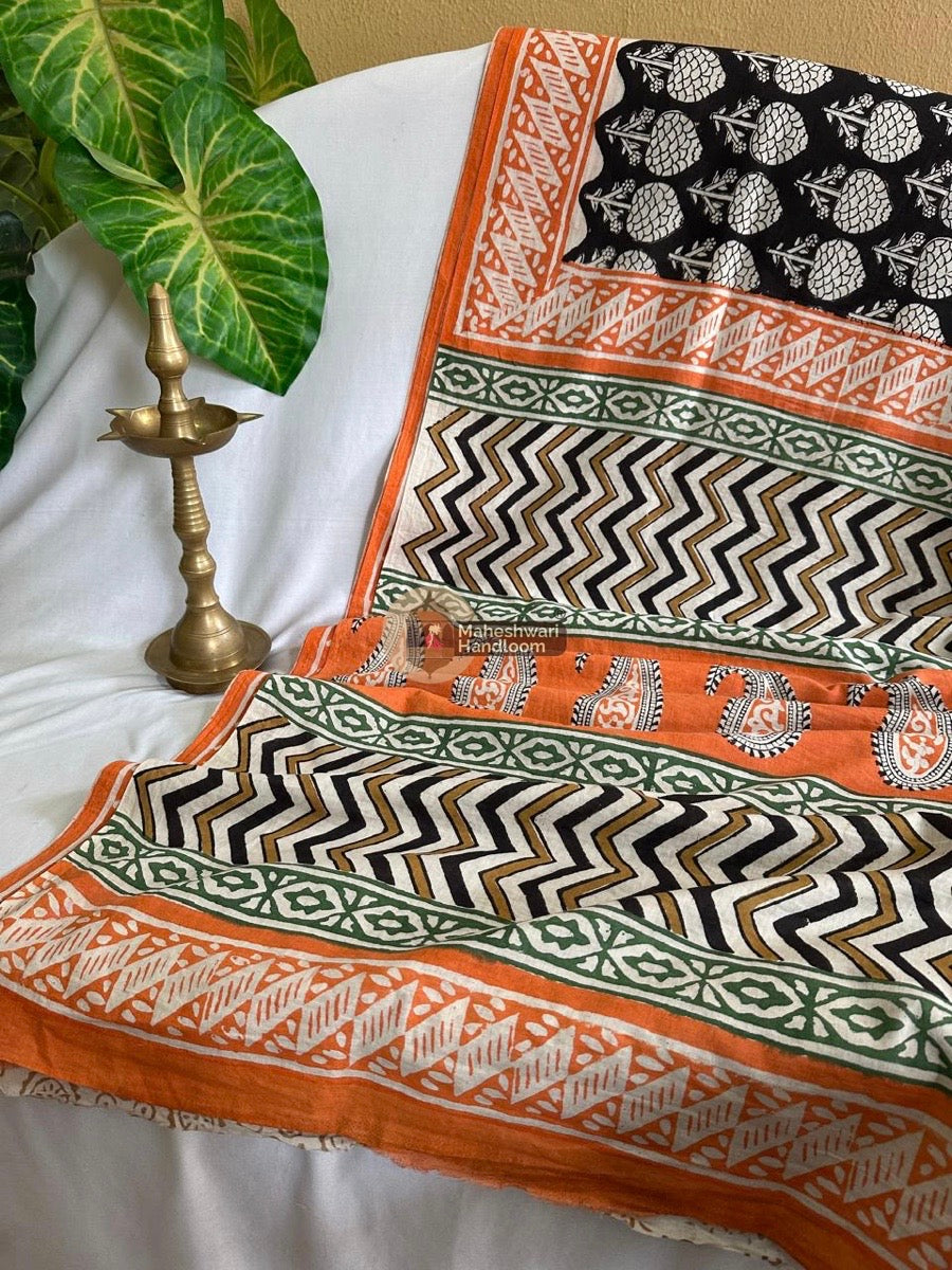 Black Cotton Printed Saree 031