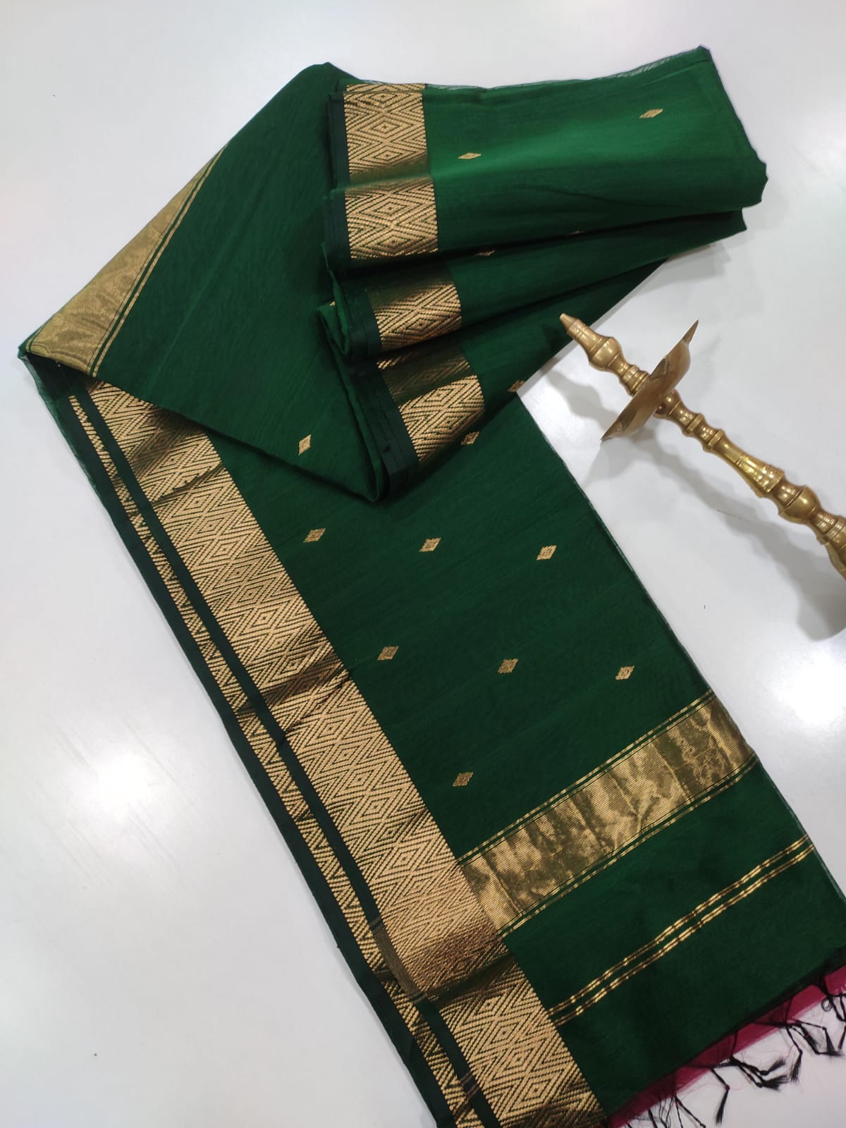 Maheshwari Nayanthara Zari Butti Trending Sarees