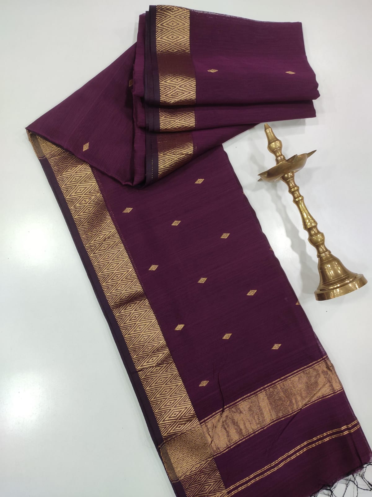 Maheshwari Nayanthara Zari Butti Trending Sarees