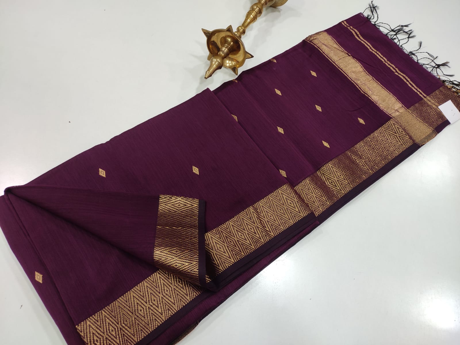 Maheshwari Nayanthara Zari Butti Trending Sarees