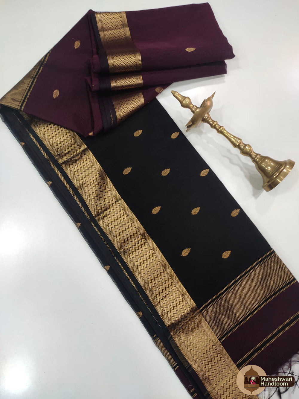 Maheshwari Zari Butti Sarees