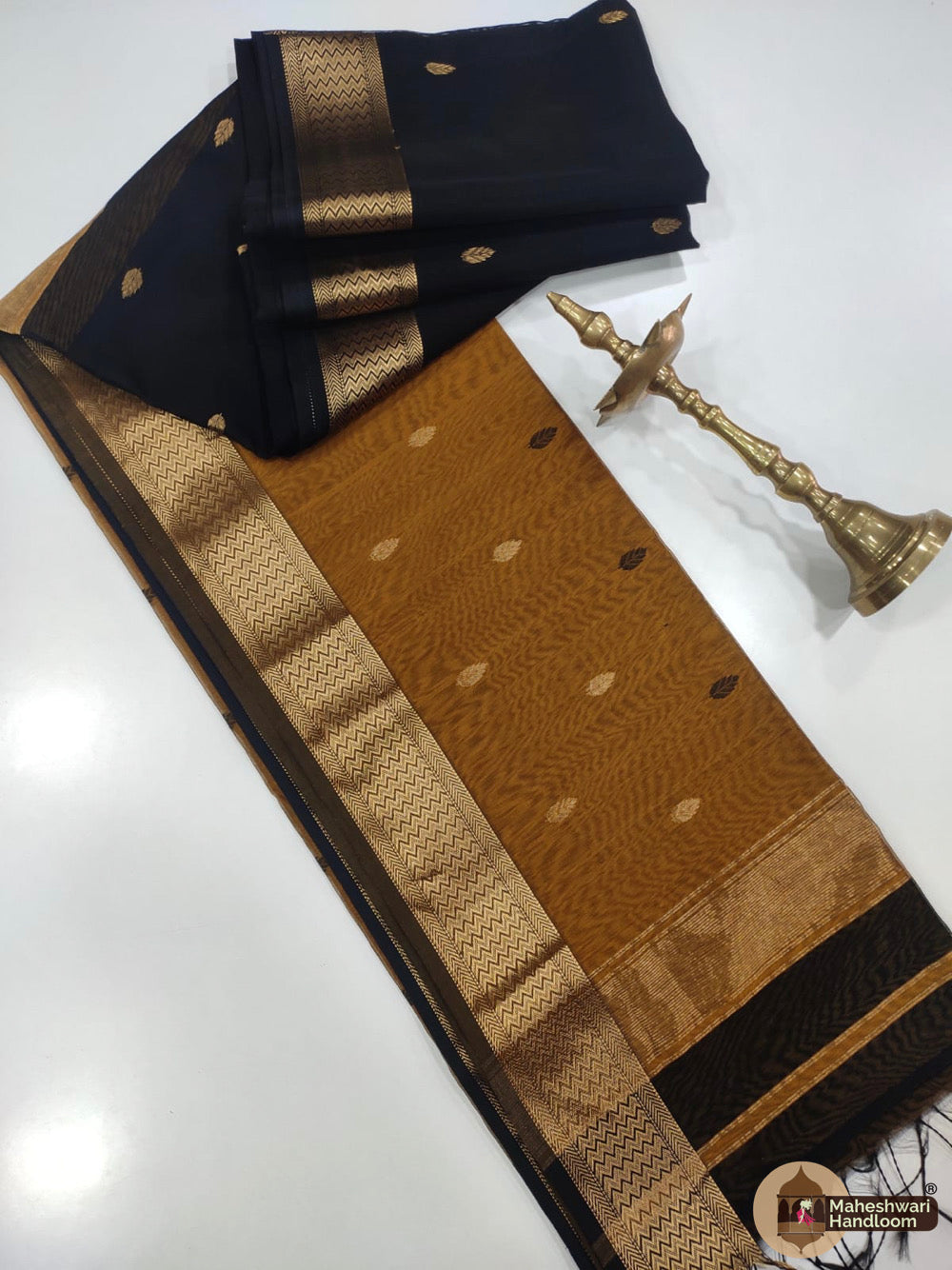 Maheshwari Zari Butti Sarees