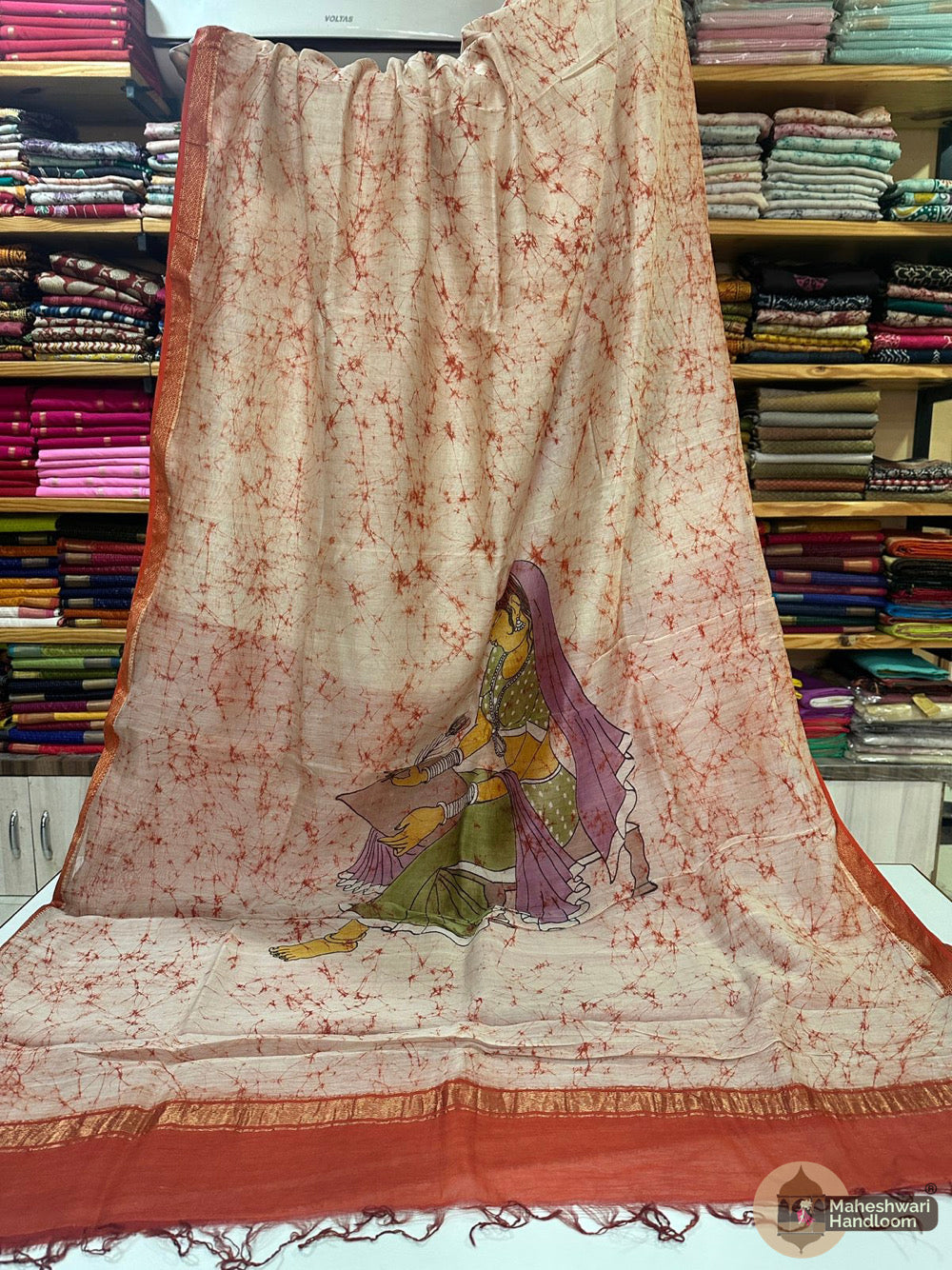 Maheshwari Batik Figure Hand Painted Silk Sarees