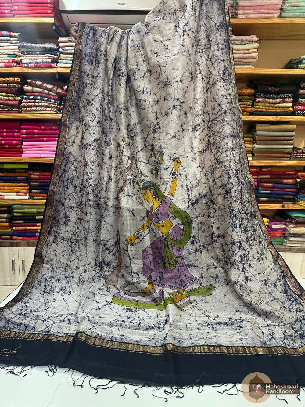 Maheshwari Batik Figure Hand Painted Silk Sarees
