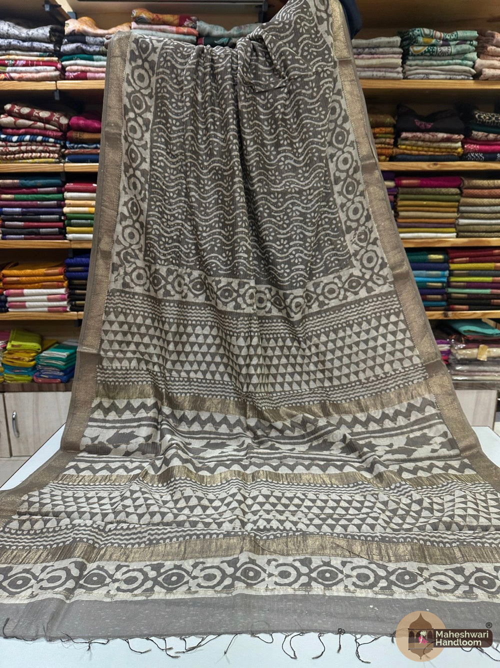 Maheshwari Dabu indigo Kashish Printed Silk Sarees