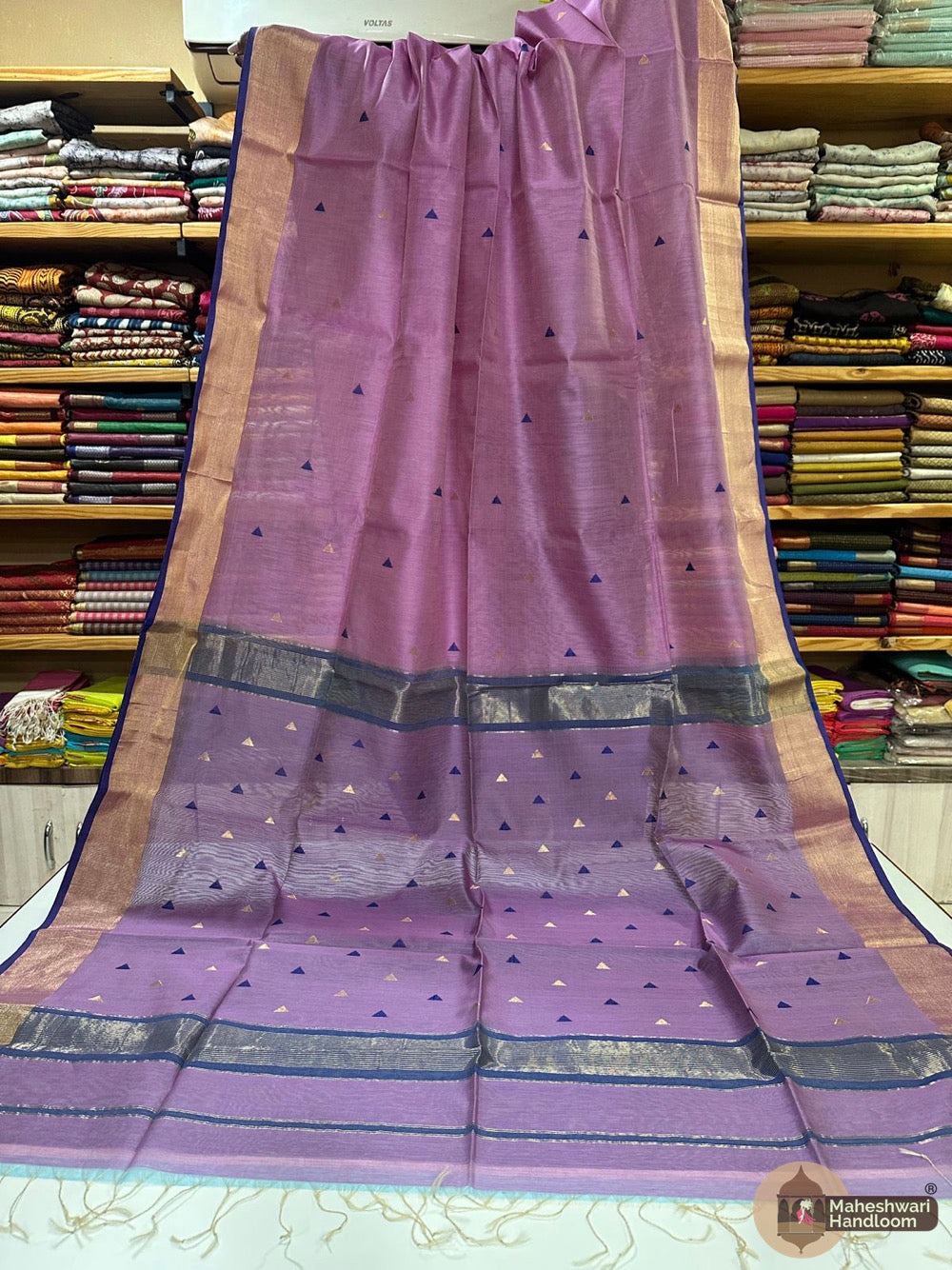 Maheshwari Triangle Zari Butti Sarees