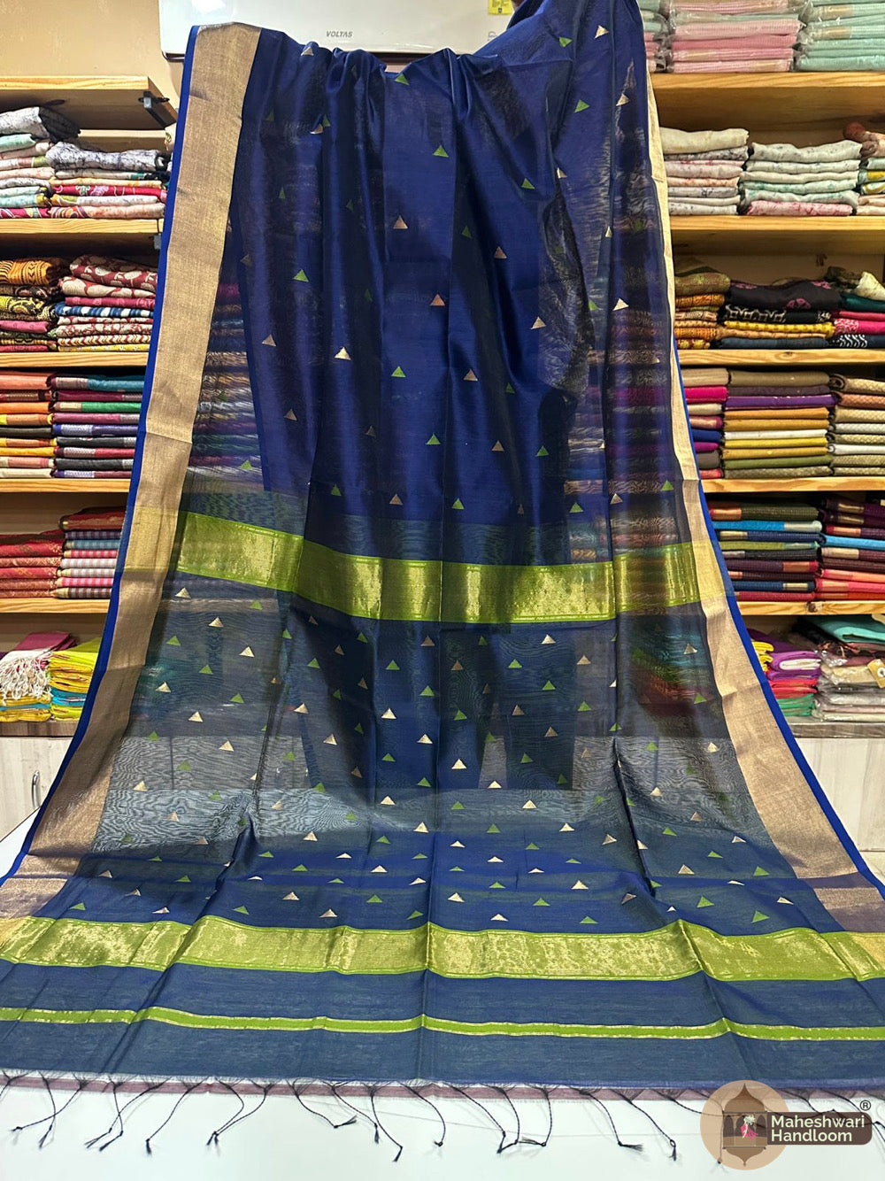 Maheshwari Triangle Zari Butti Sarees