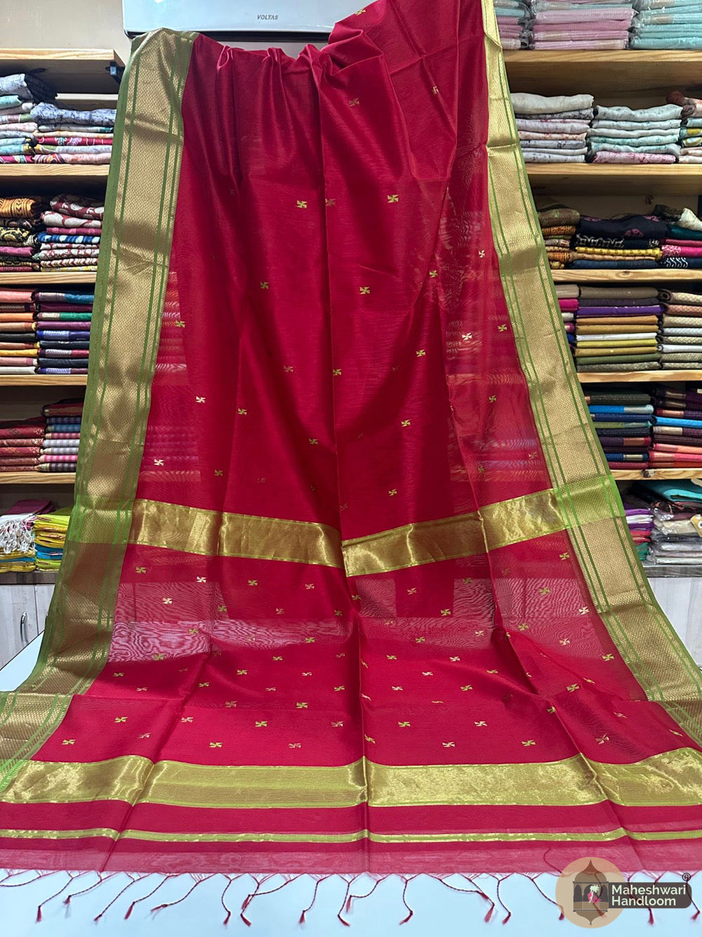Maheshwari Swastik Zari Butti Sarees
