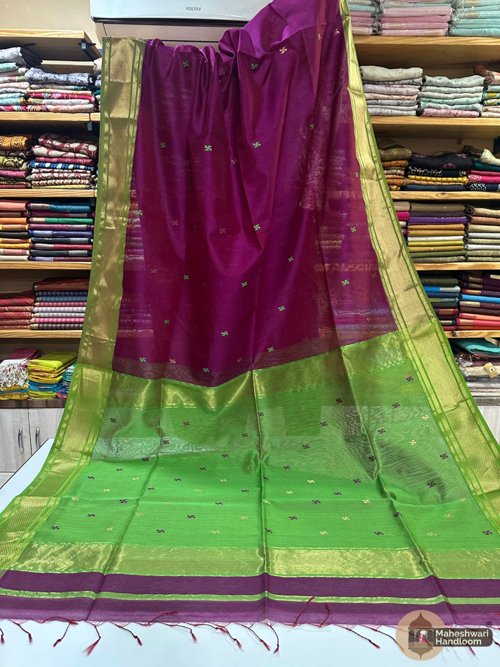 Maheshwari Swastik Zari Butti Sarees