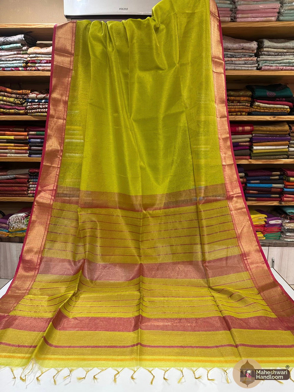 Maheshwari Tissue Checks Sarees