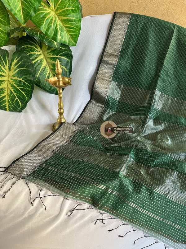 Maheshwari Silver Zari Checks Sarees