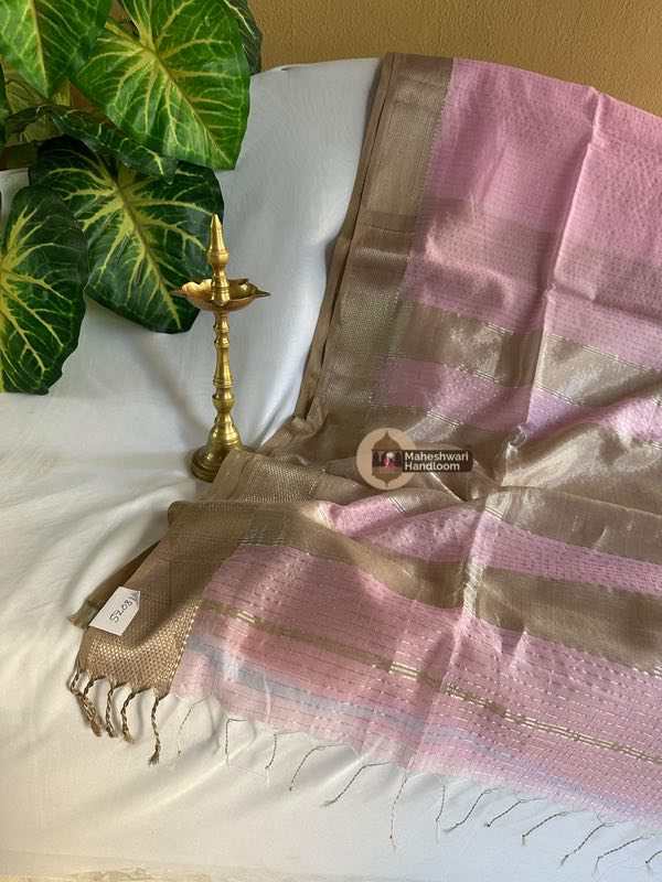 Maheshwari Silver Zari Checks Sarees