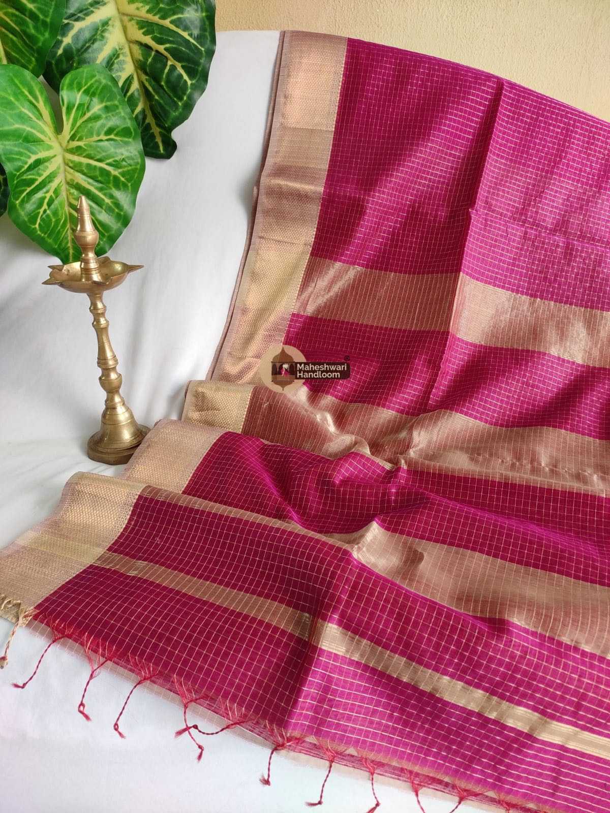 Magenta Zari Checks Saree 0158