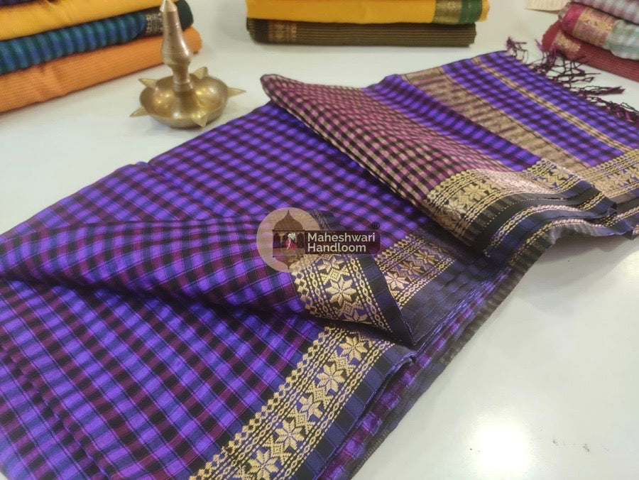 Maheshwari Purple Garbha Reshmi 75% Mulbury Silk Saree 02