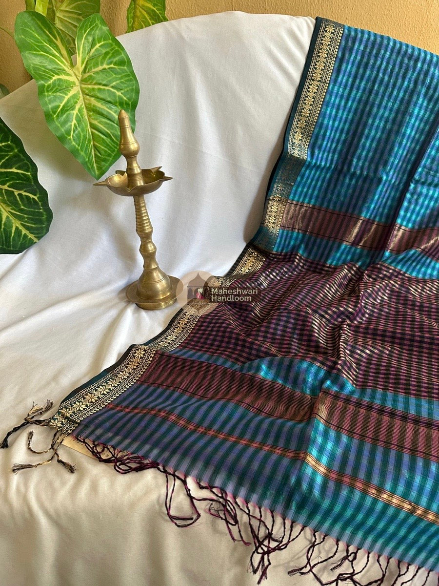 Maheshwari Teal Green Garbha Reshmi 75% Mulbury Silk Saree 09