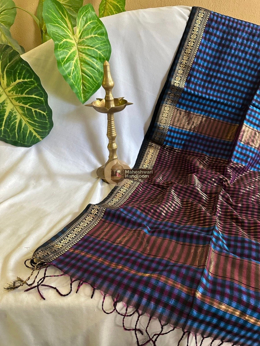 Maheshwari Blue Garbha Reshmi 75% Mulbury Silk Saree 011