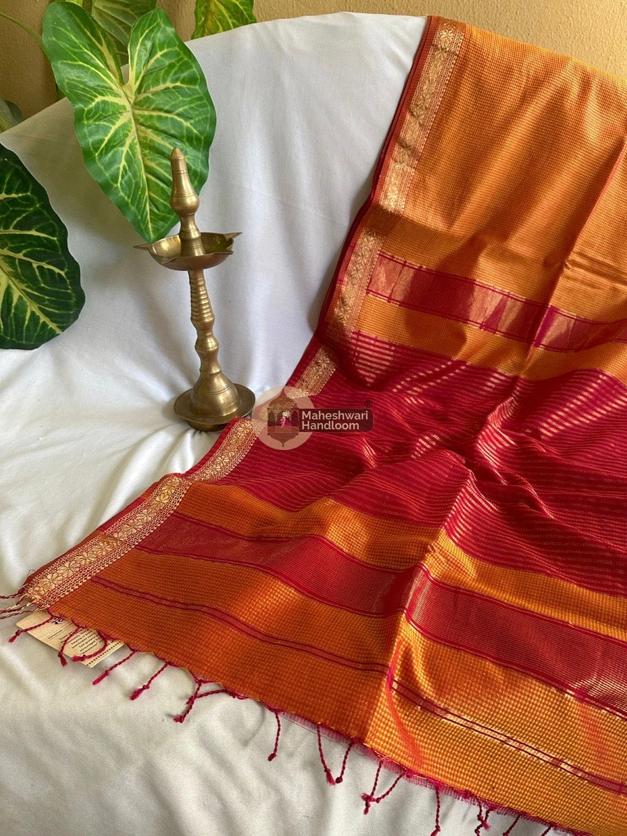 Maheshwari Mustard Yellow Garbha Reshmi 75% Mulbury Silk Saree 03