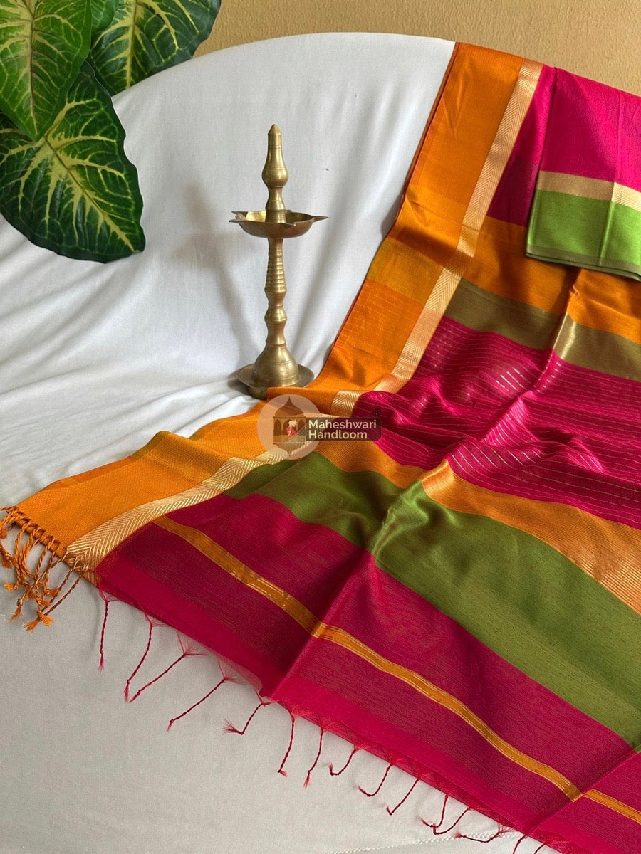 Onion Pink  Ganga Jamuna Border Saree 017