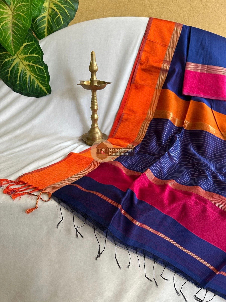 Blue Ganga Jamuna Border Saree 05