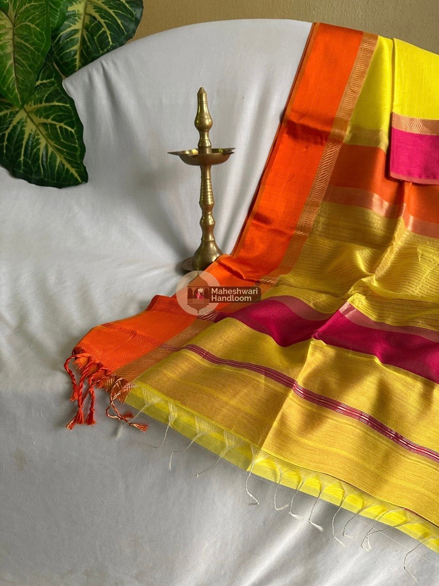 Yellow Ganga Jamuna Border Saree 035