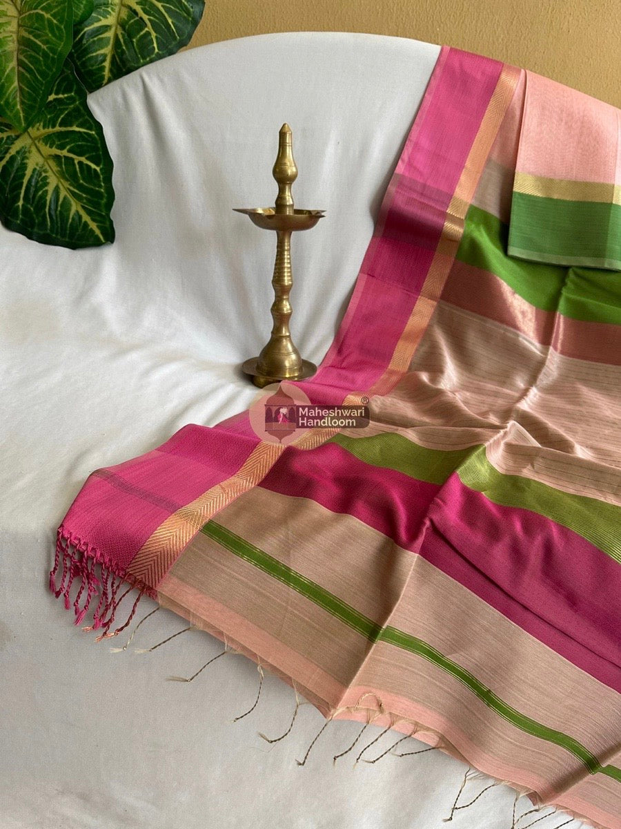 Blue Ganga Jamuna Border Saree 05