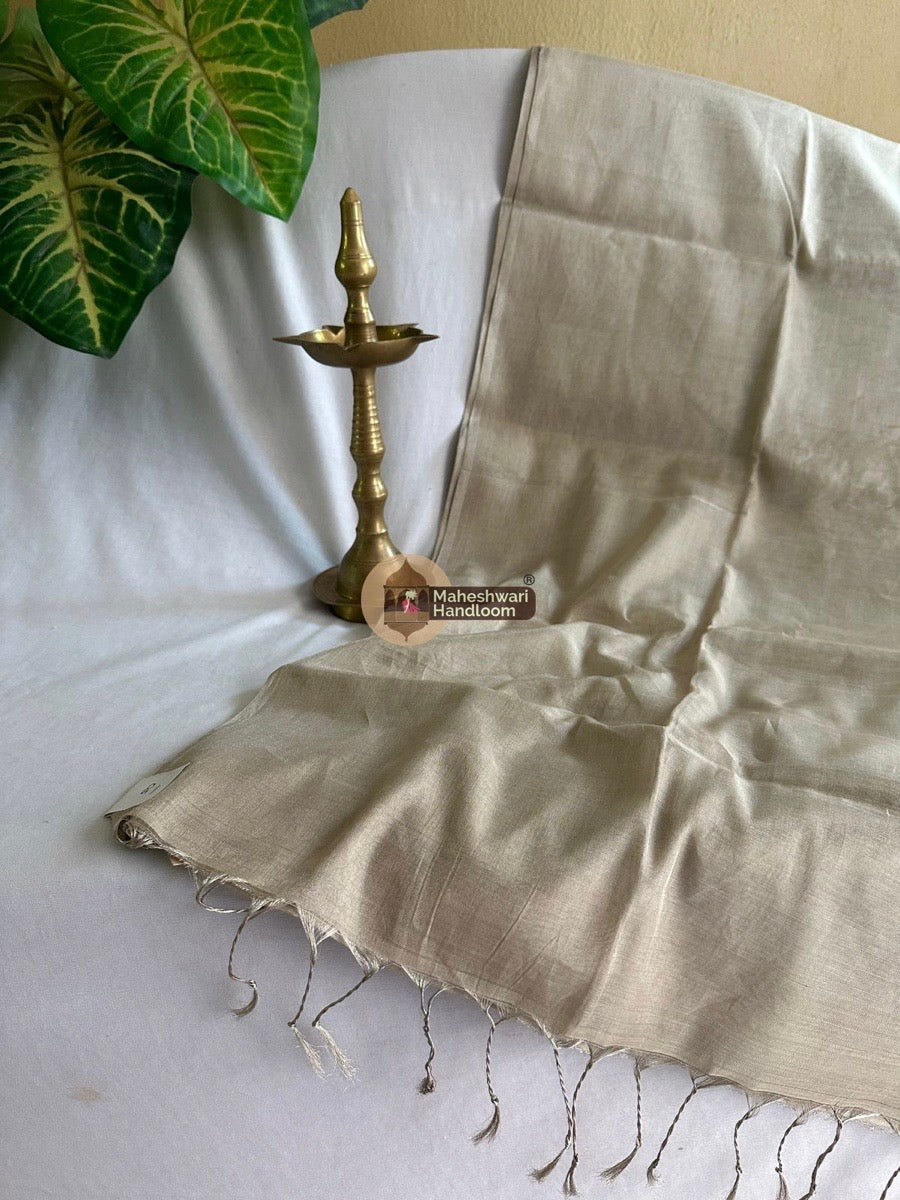 Exclusive Off White Maheshwari Full Silver Tissue Sarees 13