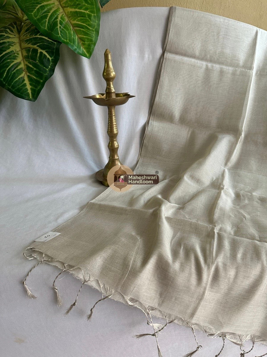 Exclusive Off White Maheshwari Full Silver Tissue Sarees 07
